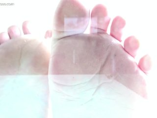 Feet on Glass Table_Pov Footfetish_Footworship