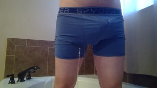 Писание через наполненные спермой боксеры #255