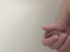 【100日後に痩せるデブ】朝勃ちおしっこ【3日目】 - Screenshot 4 of 16 - Pissing