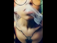 Vaping - Screenshot 7 of 16 - Milf