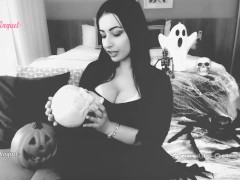 Video Halloween Morticia Addams cosplay virtual interactive pov sex, ahegao, feet