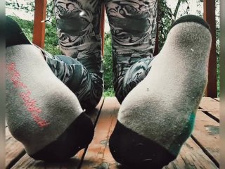 Chole fields dirty feet and socks