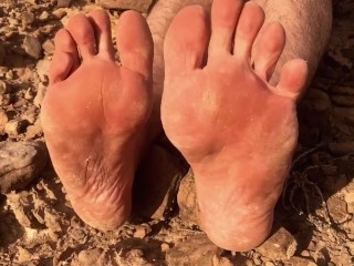 Dirty Dusty Big Male Feet - Barefoot Walking on Australian Mars like Terrain - MANLYFOOT