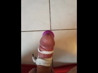 Éjaculation avec Vibromasseur !