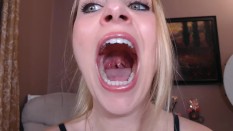 Jizz on tongue bed
