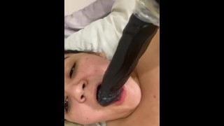 Bbw with fat ass makes a mess squirting 