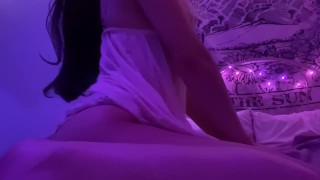 Latina Squirting And Moaning