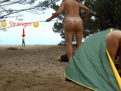 How to set up a tent on the beach naked. Video tutorial.