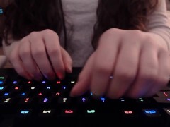 • Keyboard tapping • - Screenshot 1 of 16 - Asmr