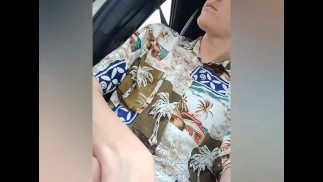 在车里手淫差点被抓住 - mickyyxofficial