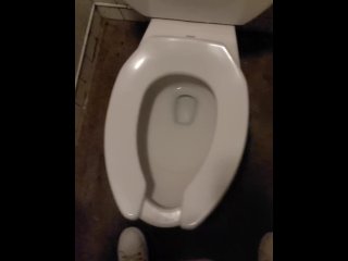 Midday Piss 