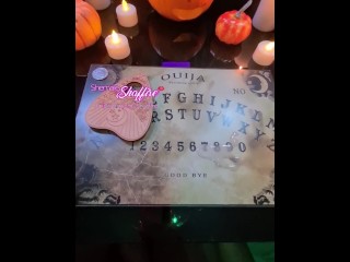 Getting Fucked By A Ghost On Halloween 👻🎃