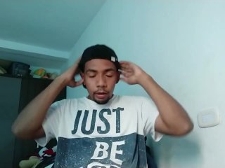 Broma a Olivia Rodrigo - Juan SMART