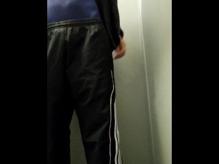 スク水で公衆トイレ＆公園露出オナニー！