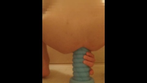 La mia scopata anale sciolta con grossi dildo