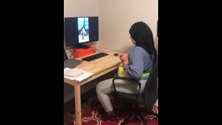 بنت عنابة تتناك مع صاحبها في المهجر، ARAB GIRL SEXCAM WITH BBC