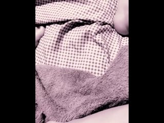 I was so horny, that I had to leave work and play with my pretty pink pussy