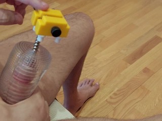 用肉光和 23 厘米的探空杆完全在里面抽搐（最后射精）