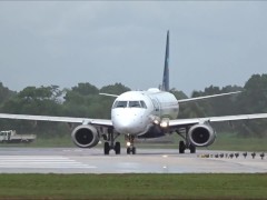 Rise up PMV - Screenshot 4 of 16 - Airplane Landing