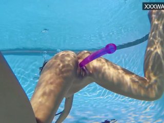 Lana Tanga Shows Underwater Orgasms toYou