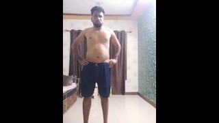 Ragazzo indiano bodybuilding e sesso