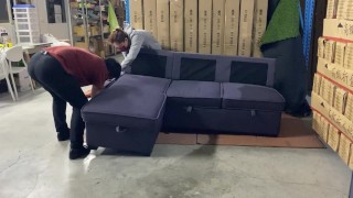 Processo de montagem de sofá seccional de duas peças U48
