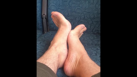 Risking getting busted showing my wrinkled soles on vline public train - Public feet - MANLYFOOT