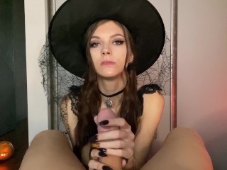 Naty Evans little Witch Loves to Fuck