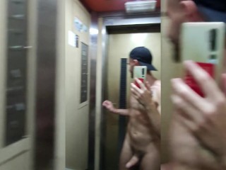 Xisco Fully Naked inside the Lift and Jerk off
