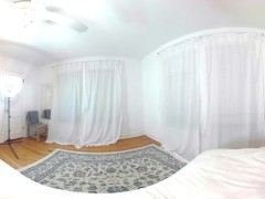 Cute CamStar Banksie Flashes & Dances in Virtual Reality! - Screenshot 8 of 16 - Banksie