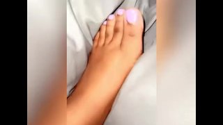 Cum On deze Pretty Ass voeten