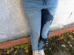 My strong pissing in my jeans on public place
