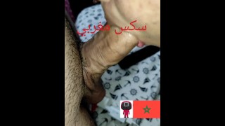 Halima Hotness Zuigt Leah Zbi Meziane Mond Heeft Natte Marokkaanse Seks