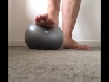 Super squishy gym ball under my big male feet tiny ball makes my feet feel enormous - MANLYFOOT