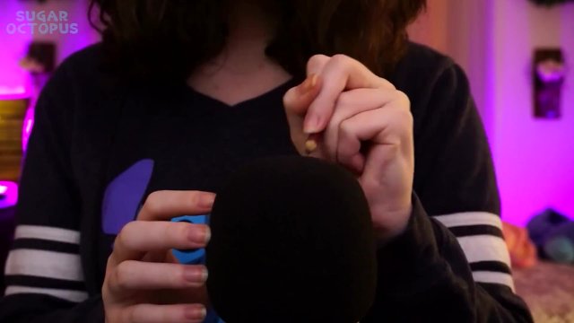 • Writing pencil •