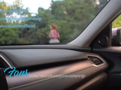 Video Big Ass Brunette Stops Her Run and Cums in stranger's Car - Driver Records Her Creamy Pussy closely