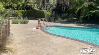 Richelle Ryan Sucks Off Her Pool Boy Blowjob