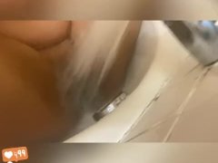 Water orgasm - Screenshot 1 of 16 - Orgasm