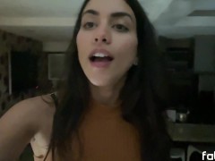 Video Orgasmo en la ducha de casa de mi familia - No puedo hacer ruido
