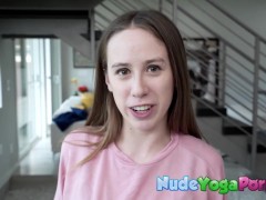 Video Big Tits Teen Jackie Hoff Strips During Yoga And Masturbates