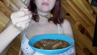 ASMR MUKBANG FEEDERISME，进入我的私人页面，了解我的火辣身材