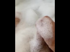 Video Bubble bath time wank, hoping for female comments 