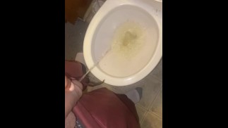 Sneeky Dî takin a leak