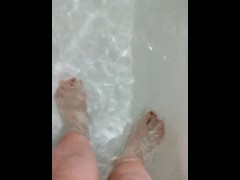 Red nail polish  - Screenshot 8 of 16 - Legs