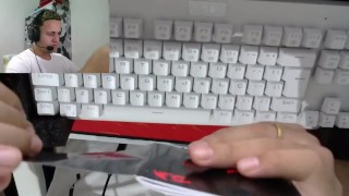 First Impressions Of The Redragon Dark Avenger Lunar White Switch Brown Box Opening