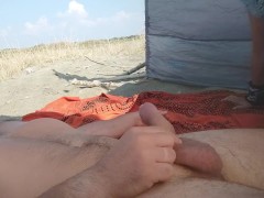 Video Dick flash - A stranger caught my girlfriend touching my cock on a public beach until I cum