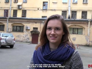 DudCast - Beauty skinny drilled at casting