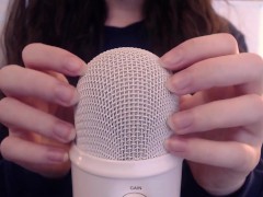 • Mic Scratching with No Cover •