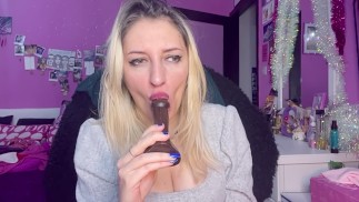 Fuck Day - I eat for 24h food in the shape of a DICK