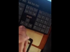 Дрочу под музыку / Jerking off to the music